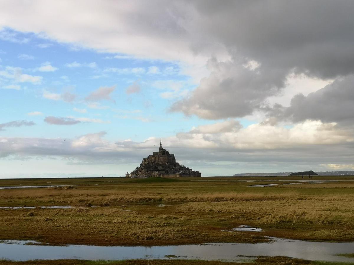 La Petite Maison De La Tante Marie Avranches Exteriör bild