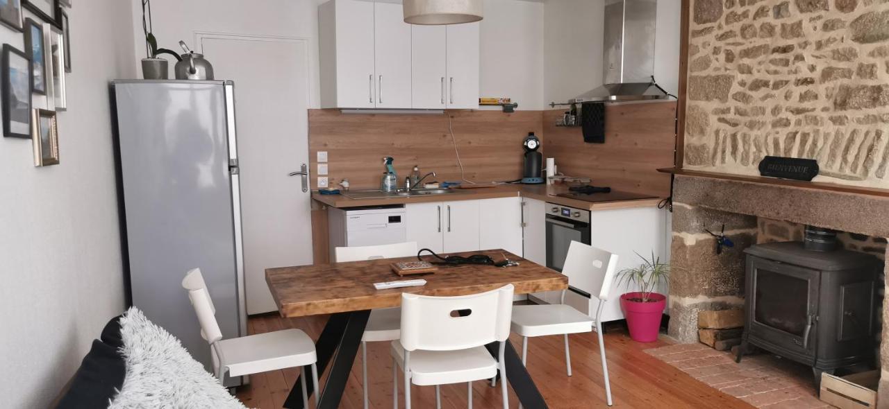 La Petite Maison De La Tante Marie Avranches Exteriör bild